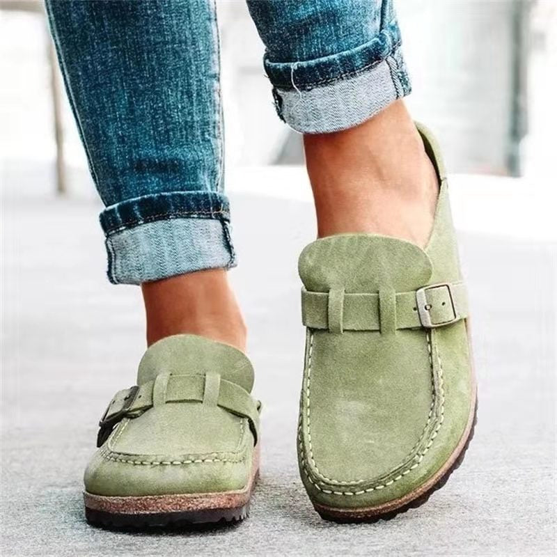 Women's Slip-On Retro Shoes with Round Toe and Cushioned Sole