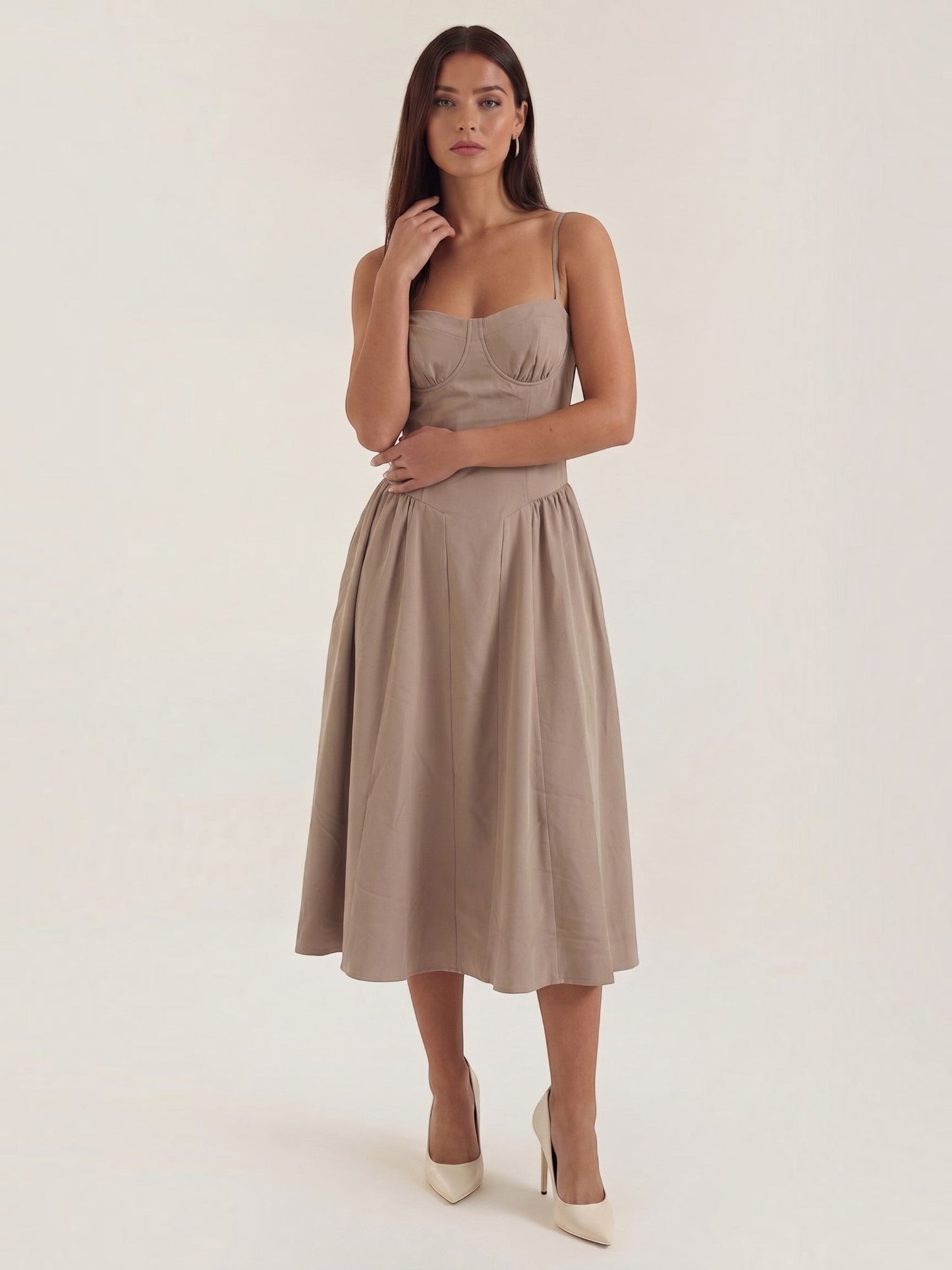 Women's Corset Midi Dress with Structured Bodice and Flowing Skirt