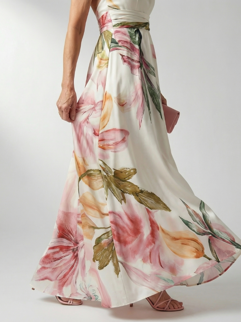 Women's Light Floral Maxi Dress with Halter Neckline and Flowing A-Line Skirt