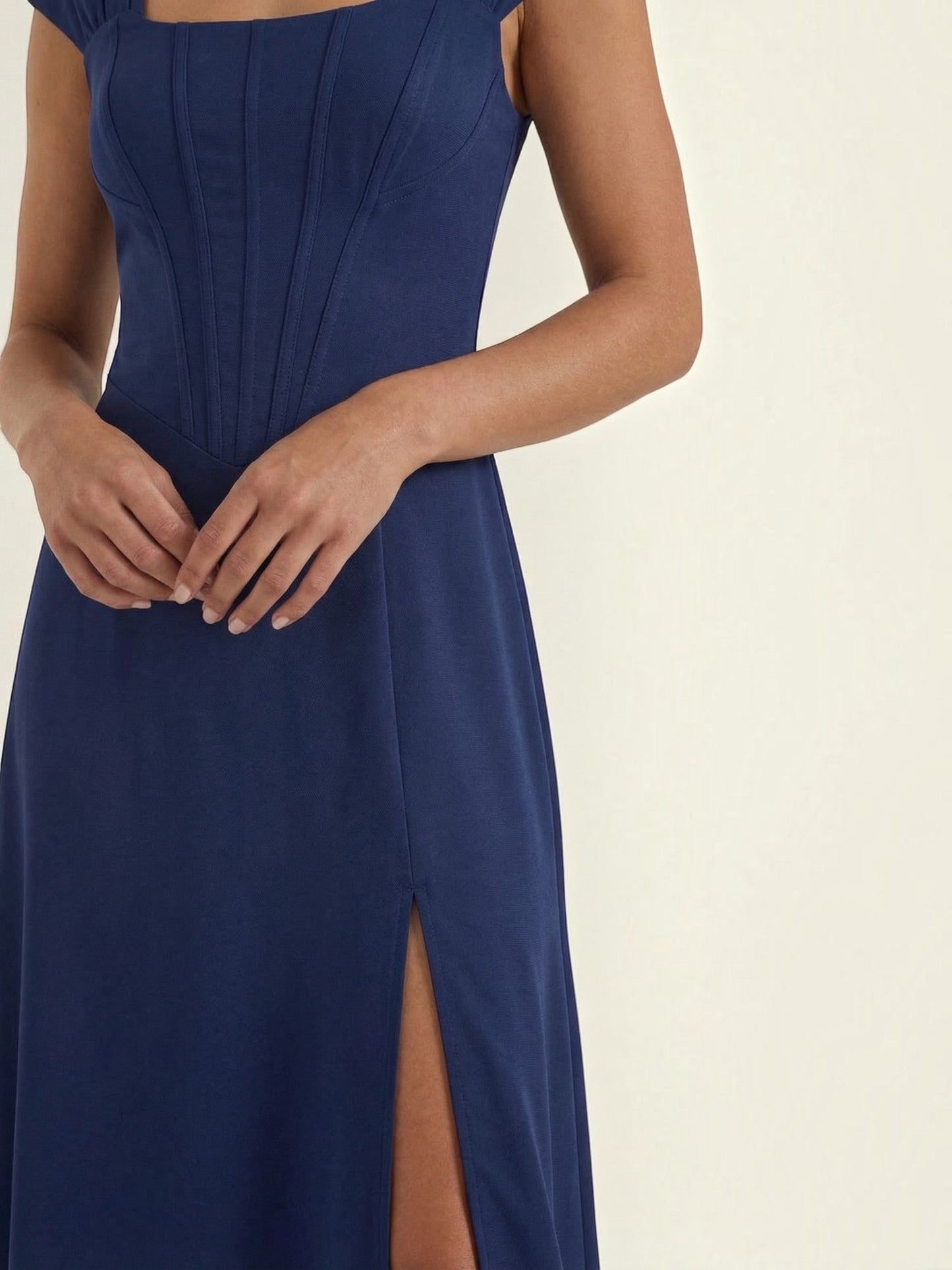 Women's Midi Summer Dress with Flowing Silhouette
