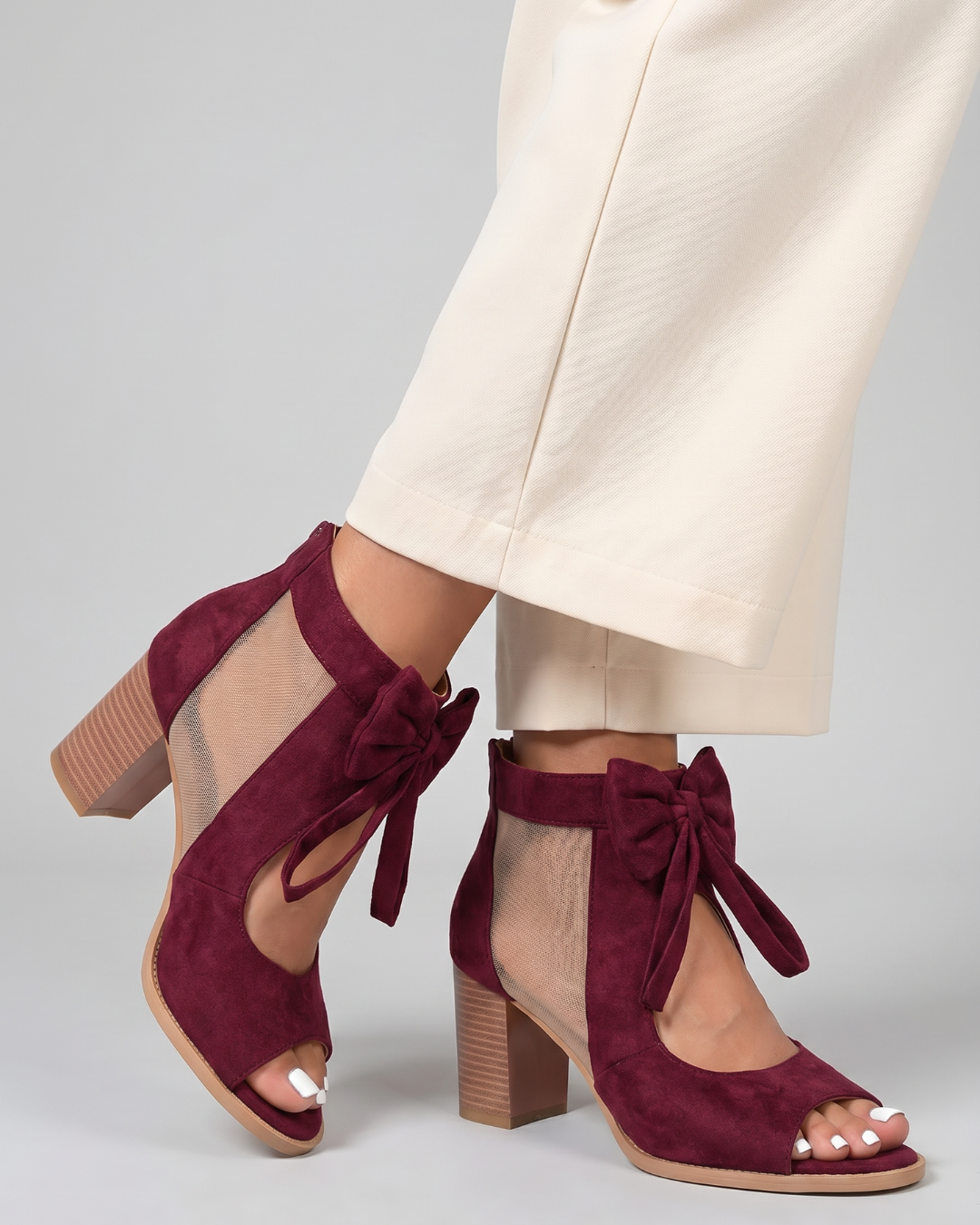 Women's Open Block Heel Sandals with Bow Detail