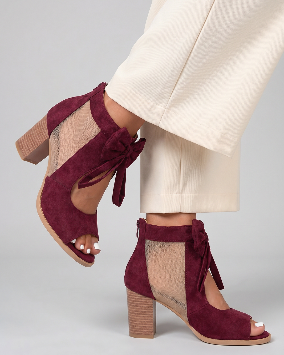 Women's Open Block Heel Sandals with Bow Detail
