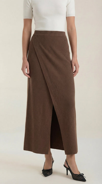 Women's Ribbed Knit Maxi Skirt with Fitted Silhouette