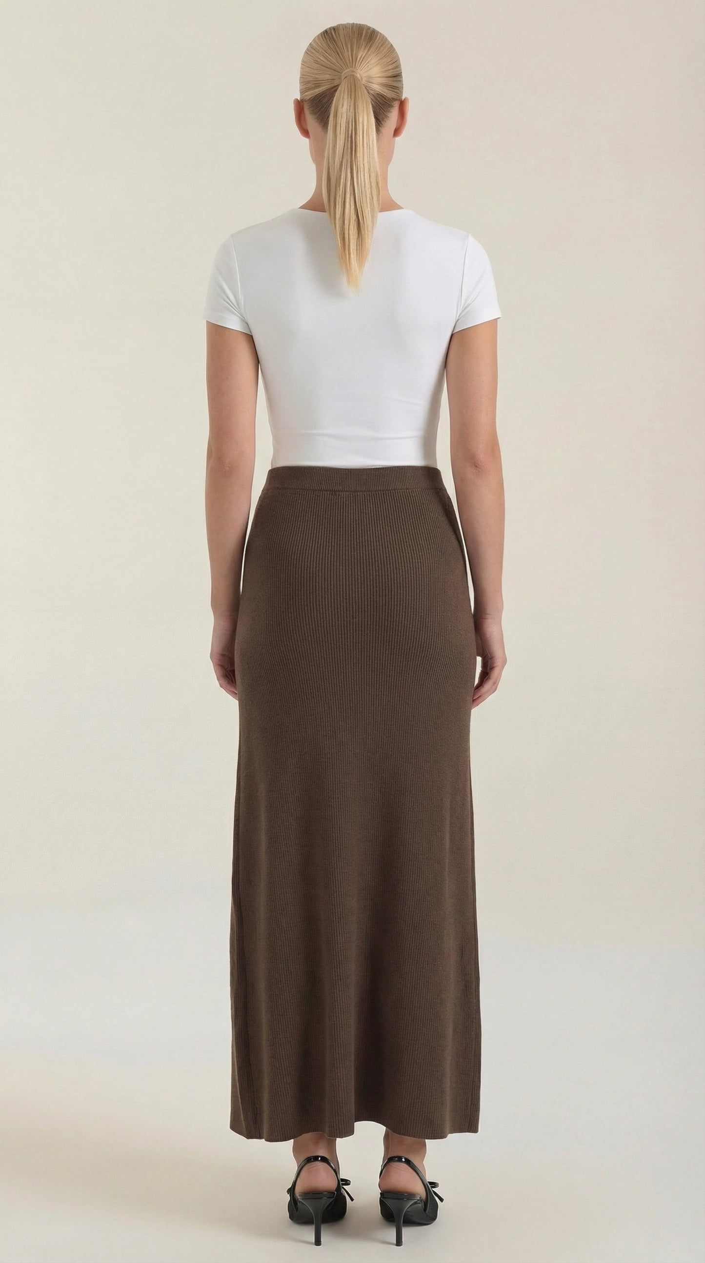 Women's Ribbed Knit Maxi Skirt with Fitted Silhouette