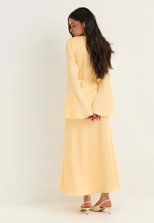Women's Satin Maxi Dress with Flounce Trumpet Sleeves and V-Neckline