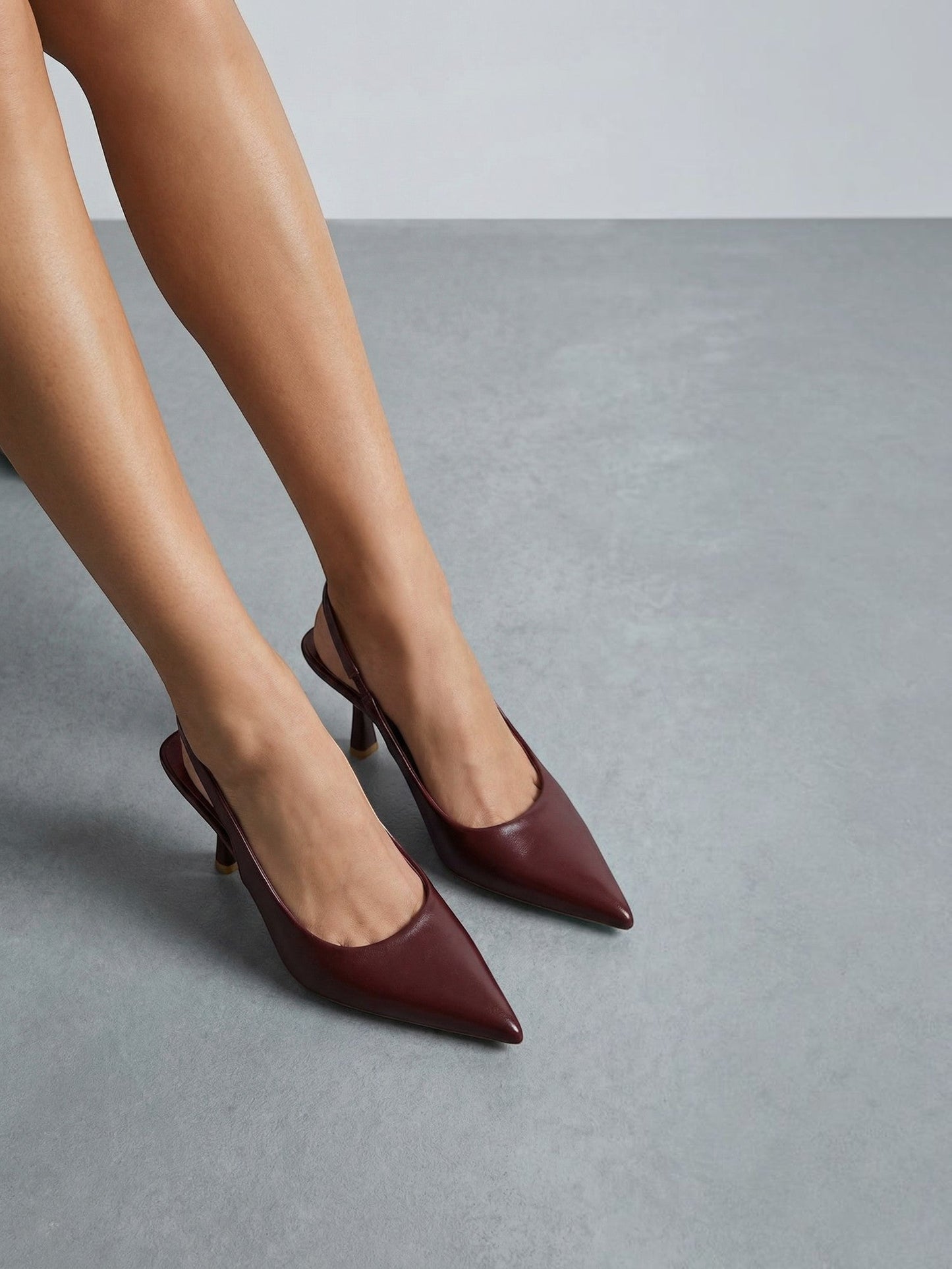 Women's Slingback Pumps with Pointed Toe