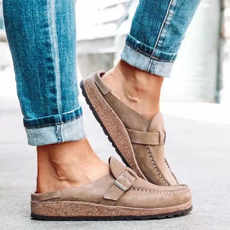 Women's Slip-On Retro Shoes with Round Toe and Cushioned Sole