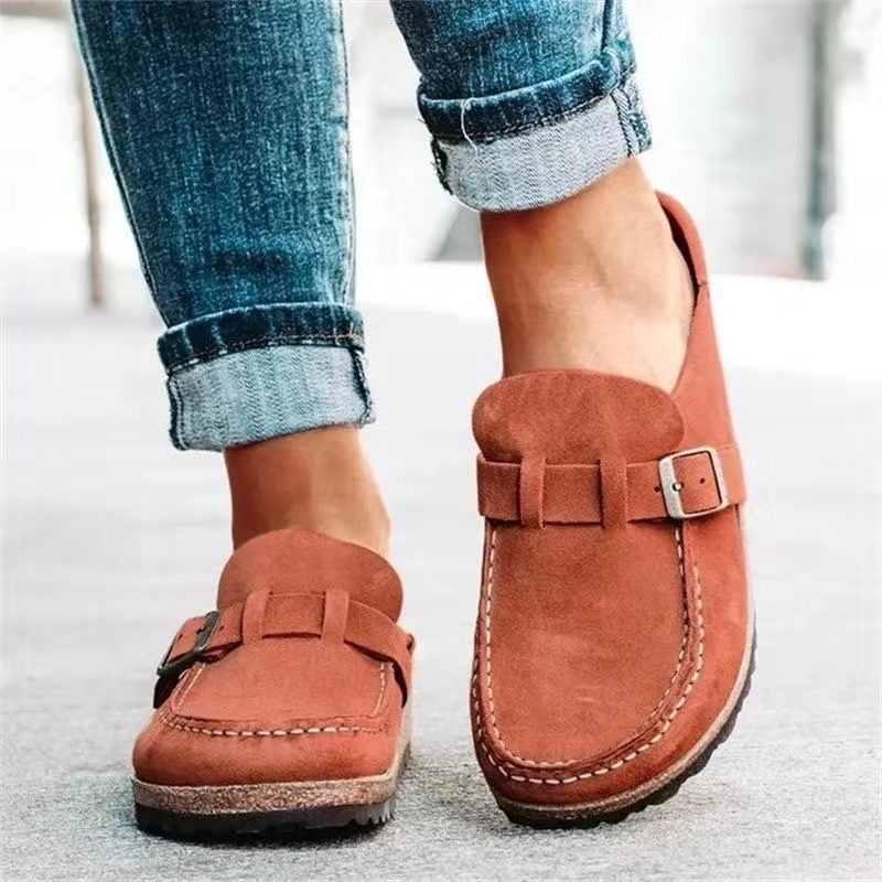 Women's Slip-On Retro Shoes with Round Toe and Cushioned Sole