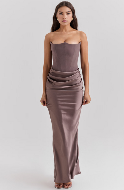 Women's Strapless Satin Maxi Dress with Structured Bodice and Flowing Length