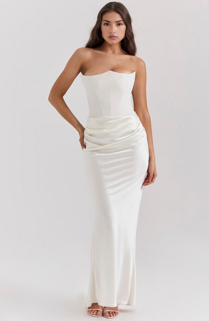 Women's Strapless Satin Maxi Dress with Structured Bodice and Flowing Length