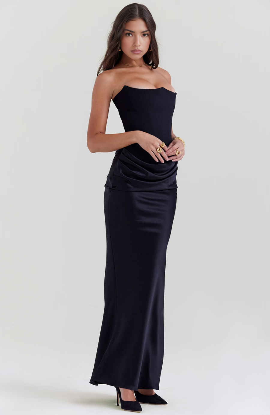 Women's Strapless Satin Maxi Dress with Structured Bodice and Flowing Length