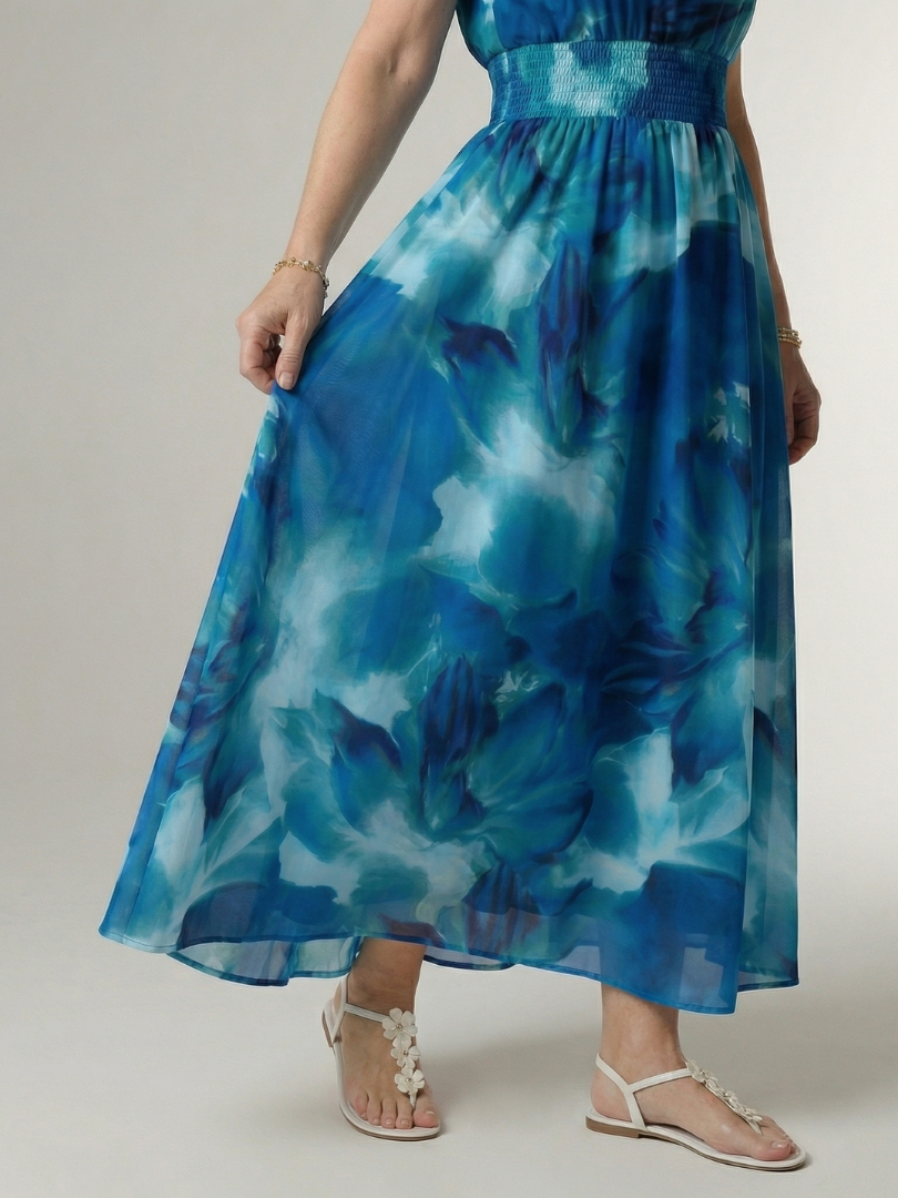 Women's Sleeveless Gathered Halter Midi Dress with Relaxed Fit and Waist Detail